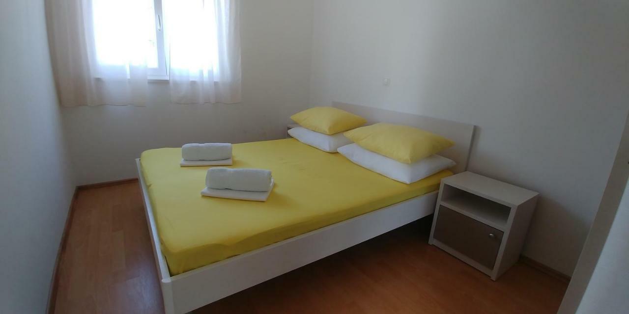 Apartments Rica Omiš Exteriör bild